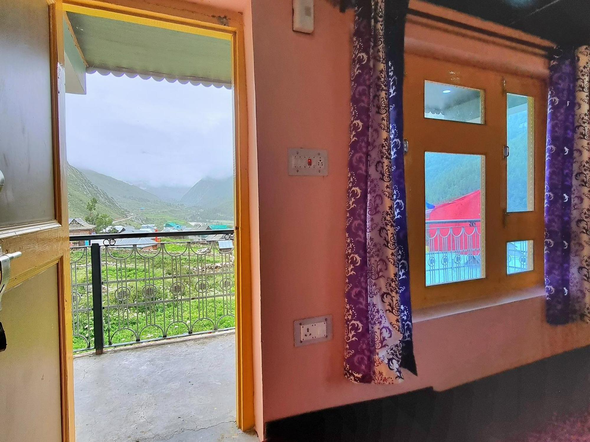 Lap Stays - Wanderer'S Nest Chitkul Phòng bức ảnh